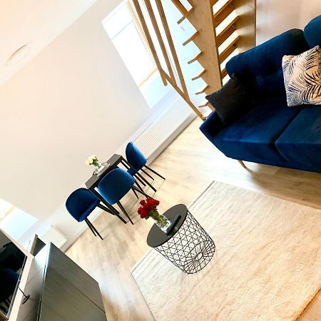 Apartament W Samym Sercu Miasta Z Darmowym Parkingiem Pod Zlotym Lwem -Hotel VI Клодзко Екстериор снимка