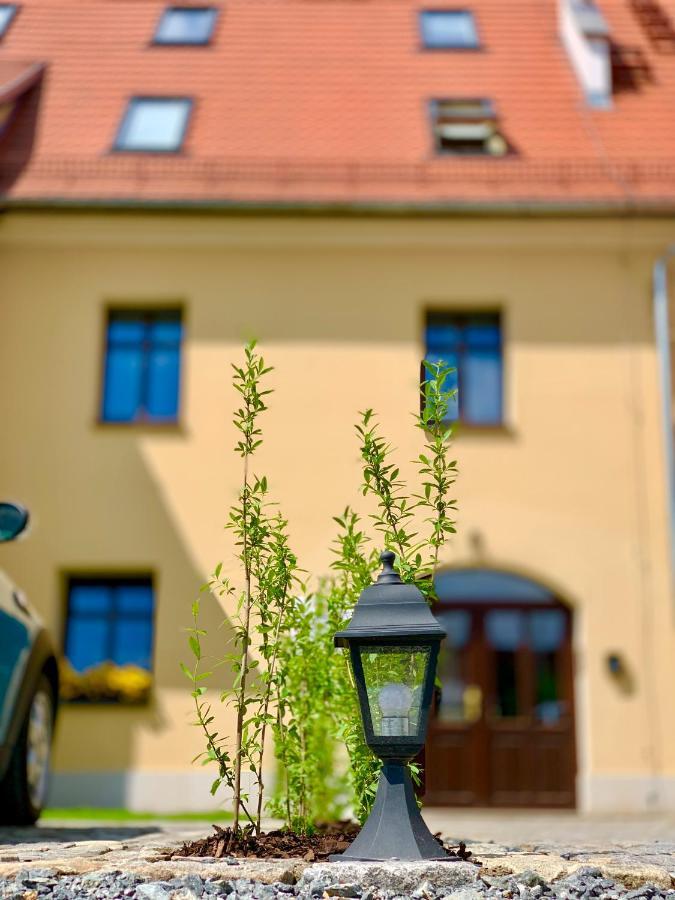 Apartament W Samym Sercu Miasta Z Darmowym Parkingiem Pod Zlotym Lwem -Hotel VI Клодзко Екстериор снимка